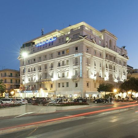 Hotel Esplanade Pescara Bagian luar foto