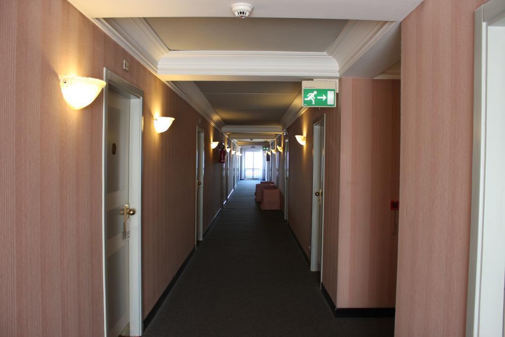 Hotel Esplanade Pescara Bagian luar foto