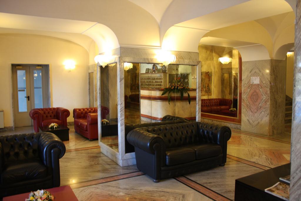 Hotel Esplanade Pescara Bagian luar foto