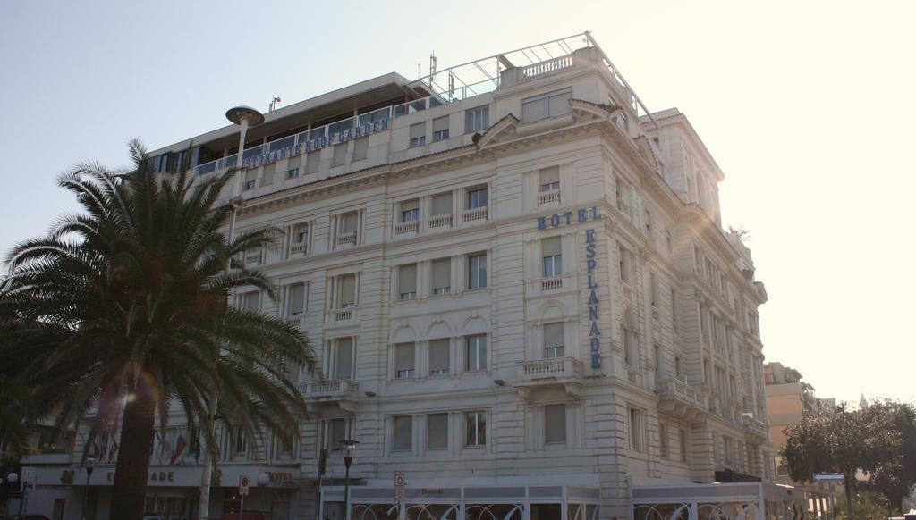 Hotel Esplanade Pescara Bagian luar foto