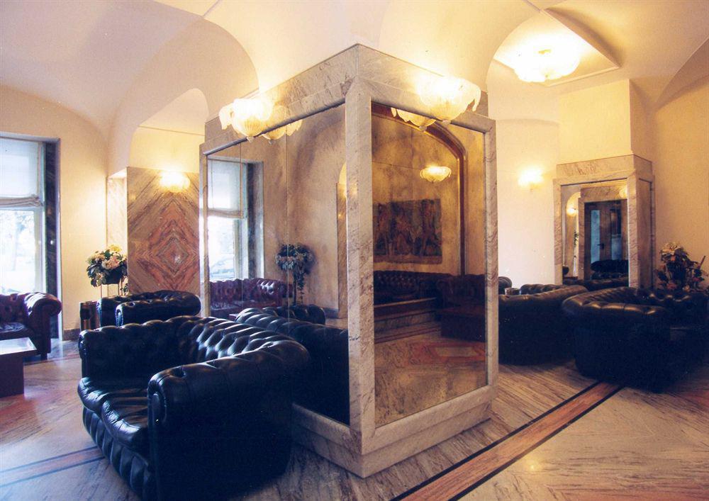 Hotel Esplanade Pescara Bagian luar foto
